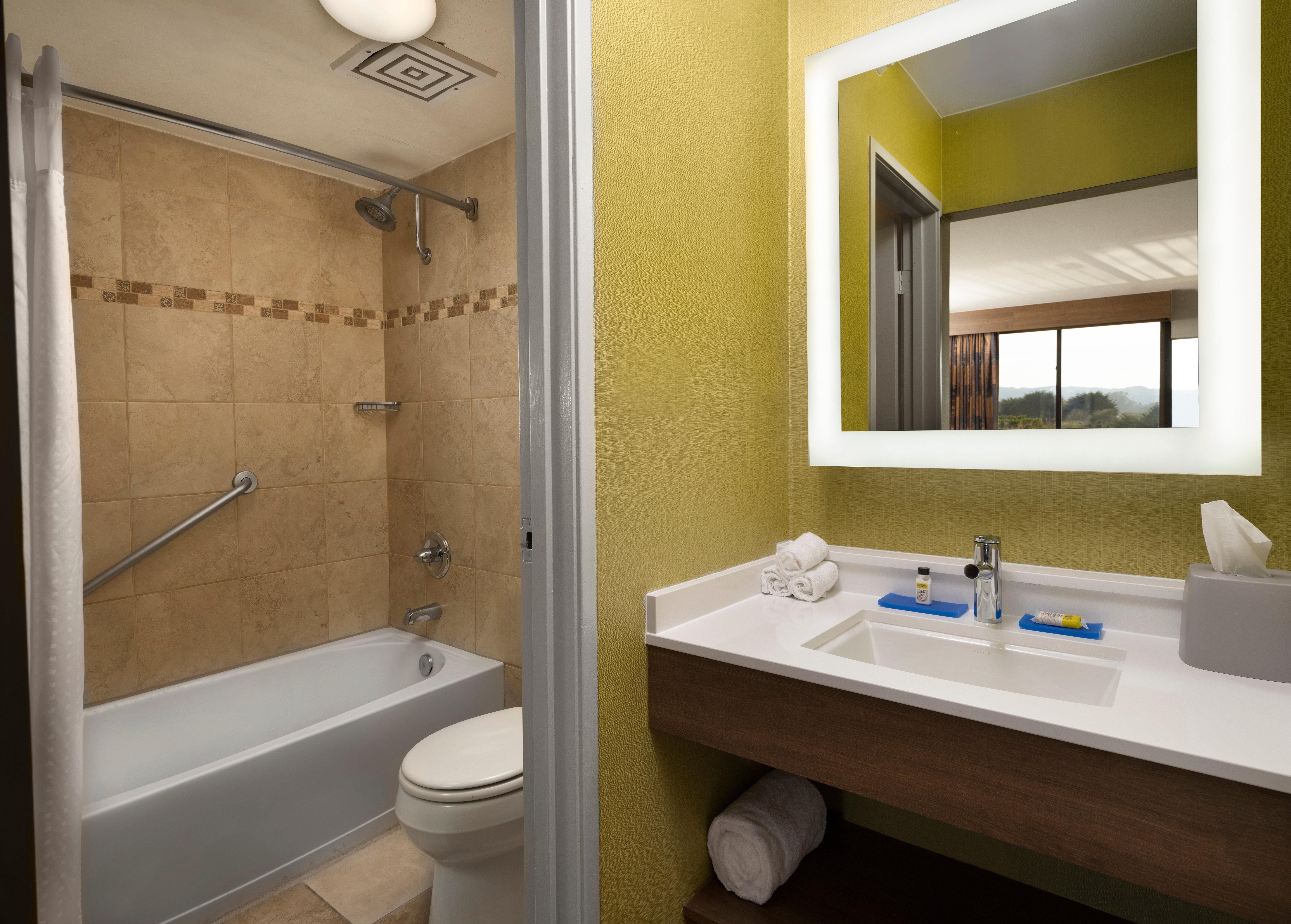 סיסייד Holiday Inn Express At Monterey Bay By Ihg מראה חיצוני תמונה