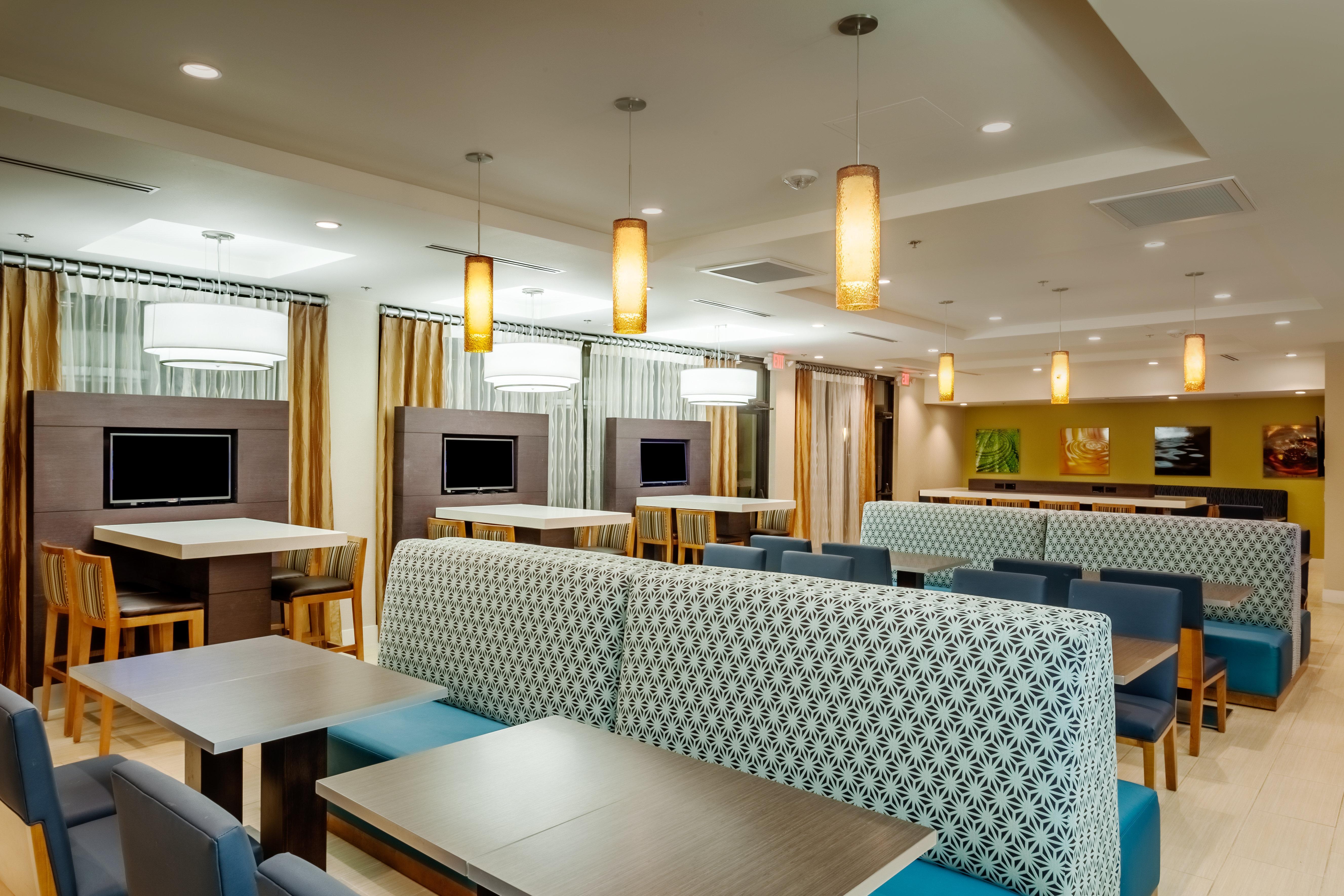 סיסייד Holiday Inn Express At Monterey Bay By Ihg מראה חיצוני תמונה
