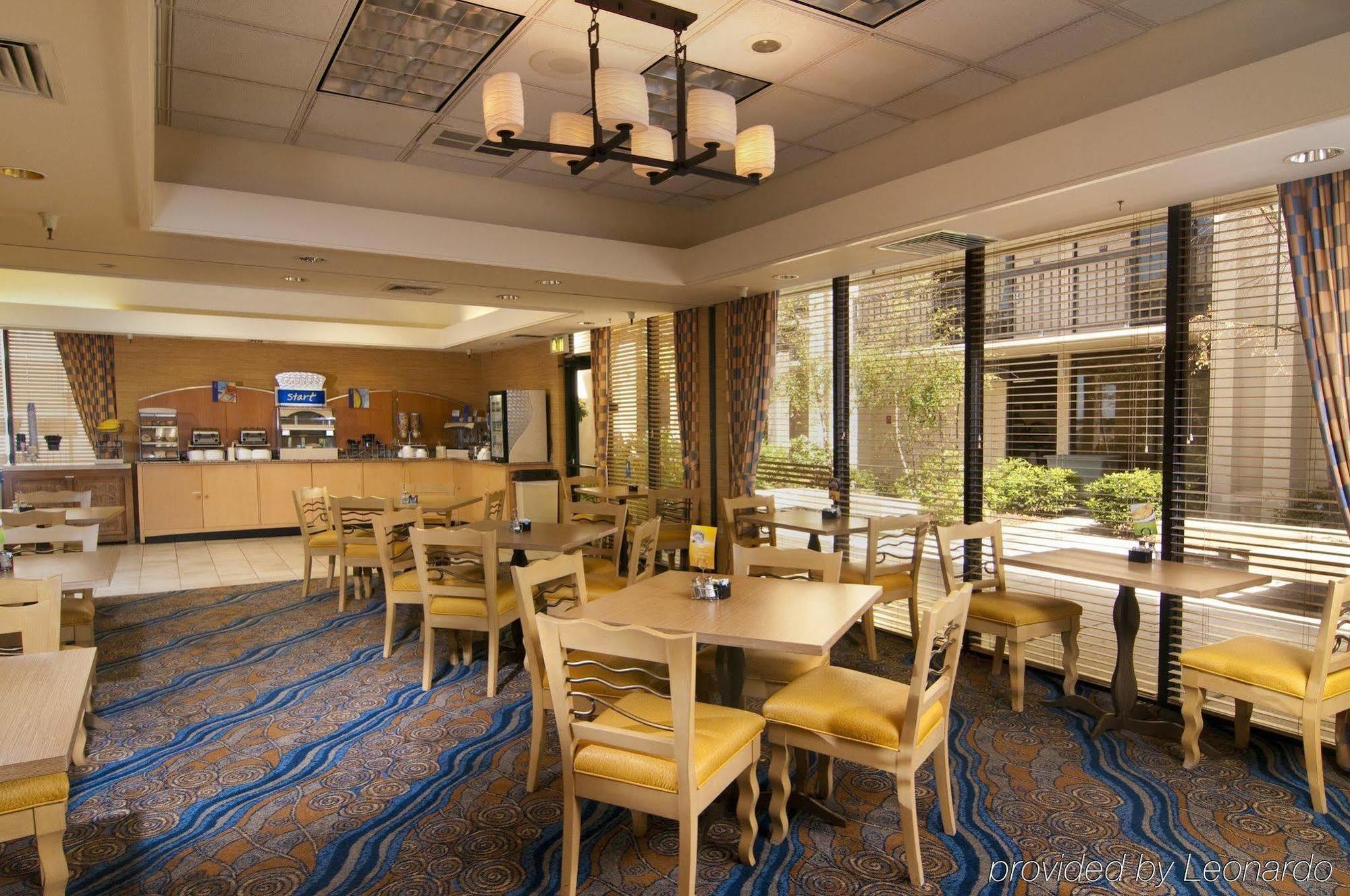 סיסייד Holiday Inn Express At Monterey Bay By Ihg מראה חיצוני תמונה